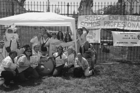 Trabajadores de la salud protestan en el Congreso