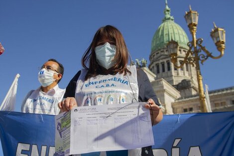 Victoria Torres: “Da vergüenza pensar que hay un gobierno que sigue negándoles a las enfermeras y enfermeros su valor y derechos”