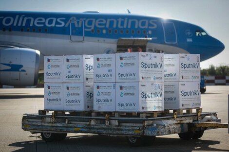 Partió a la madrugada el undécimo vuelo de Aerolíneas Argentinas para traer más vacunas desde Moscú