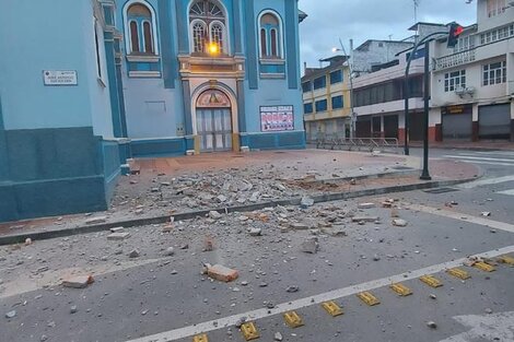 Un fuerte sismo sacudió Lima y la costa central de Perú