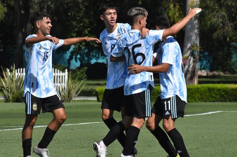 La selección Argentina sub 17 se impuso 2 a 1 ante Estados Unidos en Ezeiza 