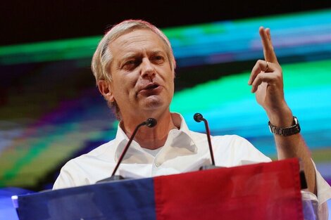 Elecciones en Chile: José Antonio Kast busca distanciarse de la sombra nazi de su padre