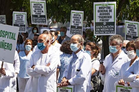 Los médicos de la Ciudad de Buenos Aires realizarán el próximo martes un paro de 24hs en reclamos de mejoras salariales