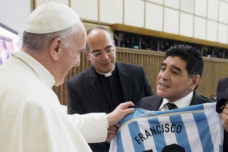 El Papa Francisco recordó a Maradona: "Fue un poeta en la cancha"