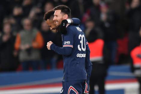 Con gol de Lionel Messi, el PSG goleó al Lorient