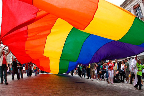 El Gobierno anunció por decreto un cupo laboral para travestis, transexuales y transgénero en el sector público