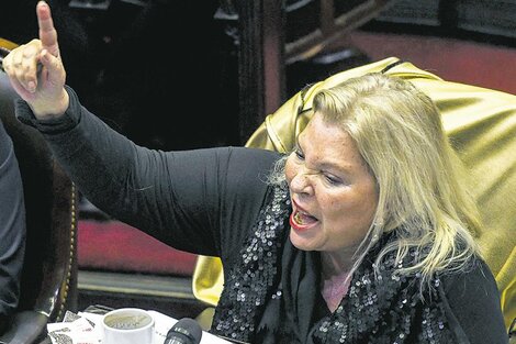 Victor Hugo despidió a Lilita Carrió después de 25 años como diputada