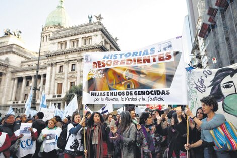 Historias Desobedientes: Hijos de genocidas que no comulgan con lo que hicieron sus padres