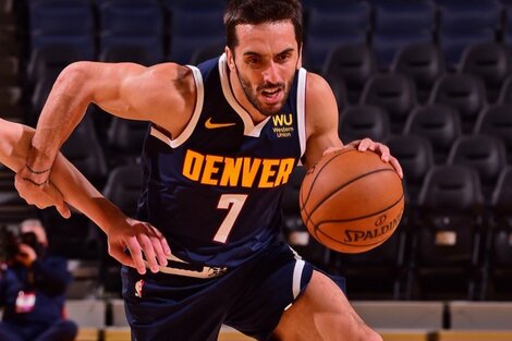 Facundo Campazzo debutó oficialmente en la NBA, jugó ocho minutos y marcó un triple para Denver Nuggets