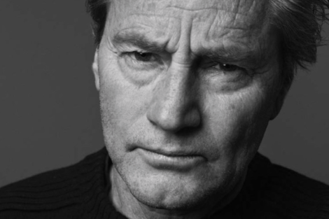 Apo lee "Un trozo del muro de Berlín", de Sam Shepard