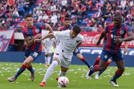 Liga Profesional: San Lorenzo cayó ante Colón en el Nuevo Gasómetro y sus hinchas explotaron contra la dirigencia