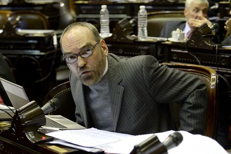 Fernando Iglesias atacó a Estela de Carlotto en la sesión de Diputados en Congreso