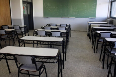 El gobierno analiza extender la suspensión de clases