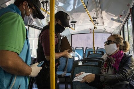 ¿Quiénes son considerados trabajadores esenciales?