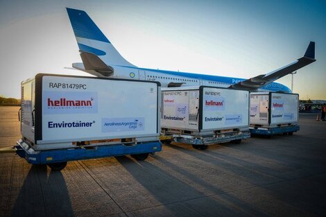 Llegó un nuevo vuelo de Aerolíneas Argentinas con más de 760 mil dosis de la vacuna Sinopharm