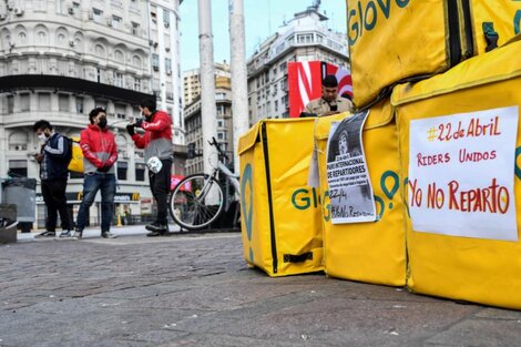 Protestas en el Obelisco: "Glovo tira a la basura a los trabajadores de reparto porque los tiene como cosas descartables"