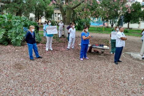 Coronavirus: Trabajadores del Hospital Ramos Mejía acuden a la justicia por falta de insumos