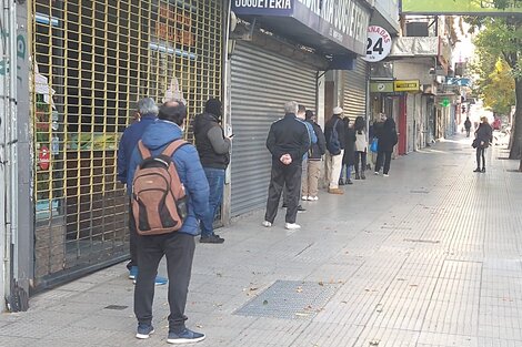 Cuarentena: mientras rige la obligatoriedad de los “tapabocas” en Ciudad de Buenos Aires se registra más gente en las calles