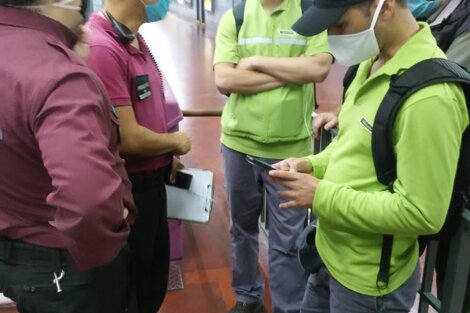 La Policía de la Ciudad detuvo a trabajadores del subte E por reclamar elementos de higiene