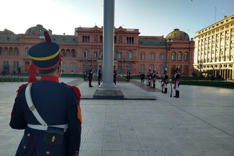 Día de la patria: Una Plaza de Mayo vacía y actividades virtuales