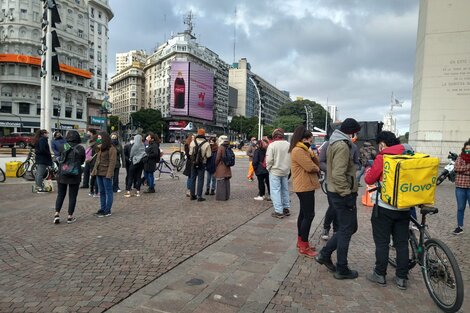 Trabajadores de Apps se concentraron en el Obelisco para marchar a Legislatura porteña