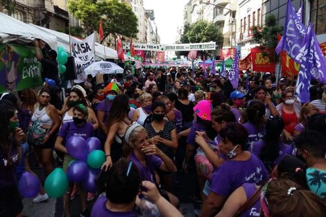 Aborto legal: cómo vive el debate la gente en las calles