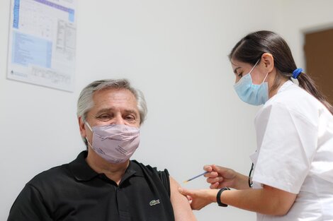 Alberto Fernández recibió la primera dosis de la vacuna Sputnik V contra el coronavirus