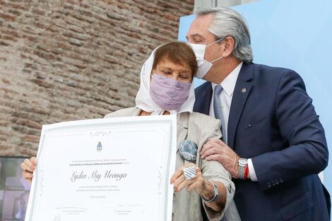 Alberto Fernández: "Las Madres y Abuelas de Plaza de Mayo son un modelo de conducta y compromiso"