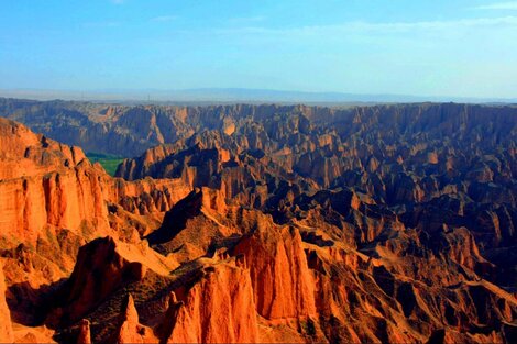 China: 21 muertos y 8 hospitalizados en una maratón de montaña por el clima extremo que atravesaron