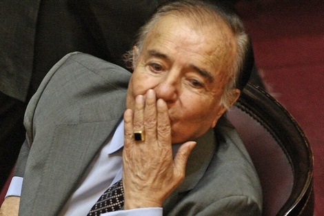 Recuperaron el anillo robado a Carlos Menem