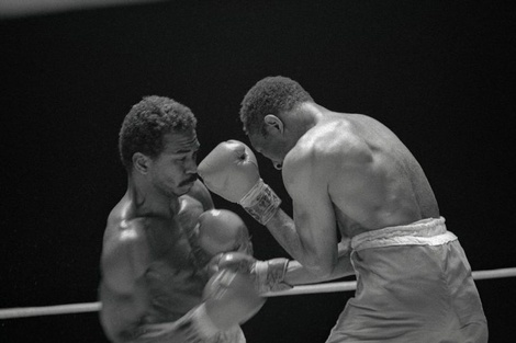 Nápoles en uno de sus combates de la década del '70.