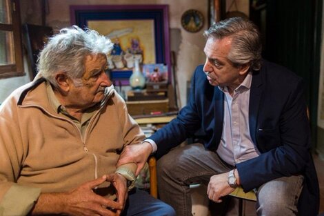 Mujica y Fernández dialogaron en la chacra del ex presidente uruguayo.