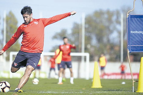 Pablo Pérez ingresaría por Martín Benítez.