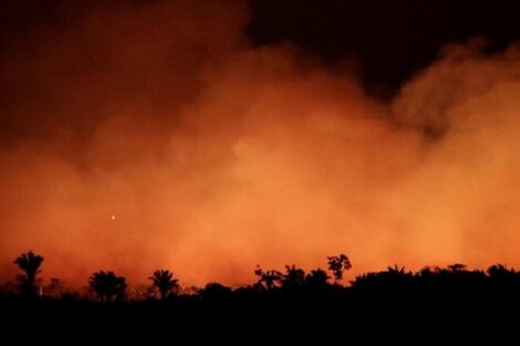 Una imagen impactante del infierno de los incendios en Brasil. 