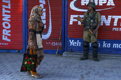 Vigilancia extrema en Srinagar.