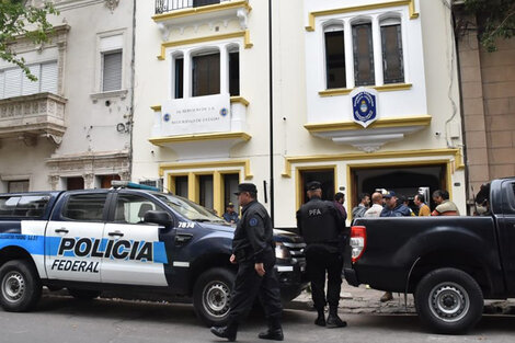 El día del allanamiento a la PF de Santa Fe.