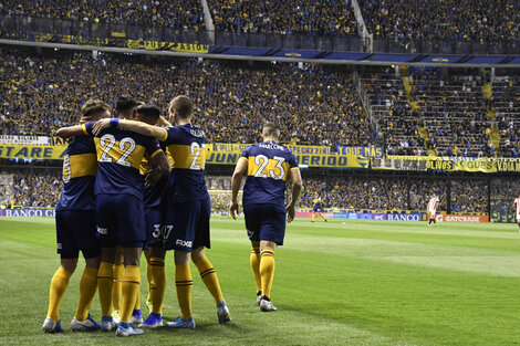 Boca le ganó a Estudiantes y es el único puntero de la Superliga