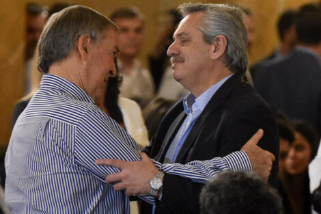 Schiaretti y Fernández en el homenaje a De la Sota a un año de su muerte.