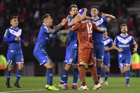 River perdió con Vélez y no le encuentra la vuelta a la Superliga