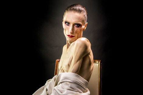 Makeup & hair: Shaul Rivas.                 @shaulrivas en Instagram