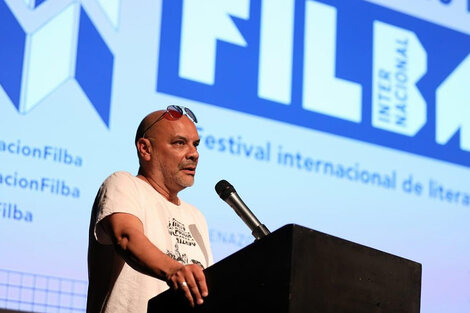 Fabián Casas, en el Filba: "La derecha escribe mejor que la izquierda"