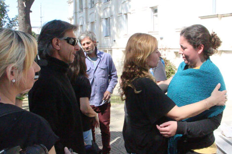 Detenidos por pintar a favor de los maestros de Chubut