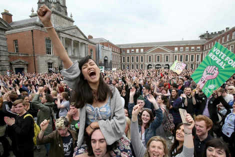 Irlanda del Norte avanza hacia la despenalización del aborto