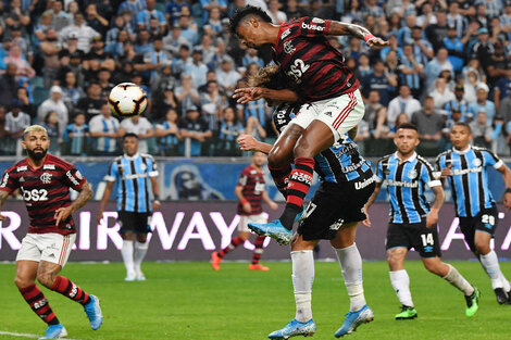 Copa Libertadores: Flamengo y Gremio están igualados