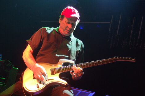 King Crimson sin Adrian Belew, Adrian Belew sin King Crimson