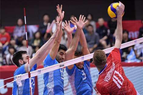 Vóleibol: Argentina venció a Rusia y escala tres posiciones 