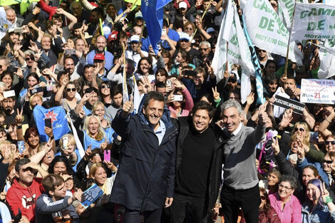 Axel Kicillof junto a Sergio Massa y a Mario Meoni en Junín. 