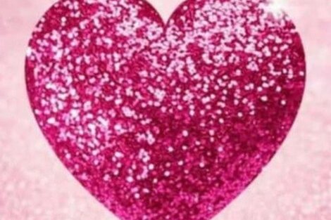 En las redes se viralizó la imagen de un corazón rosa y surgió la inquietud acerca de su significado.