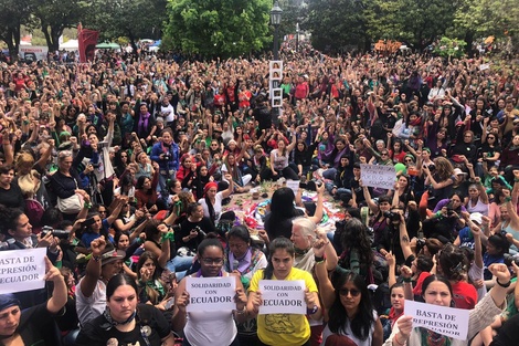 La asamblea de feministas de Abya Yala en el Encuentro de La Plata.