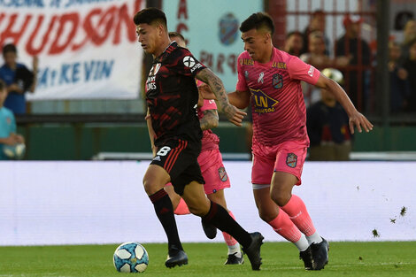 River empató 3-3 ante Arsenal en un gran partido